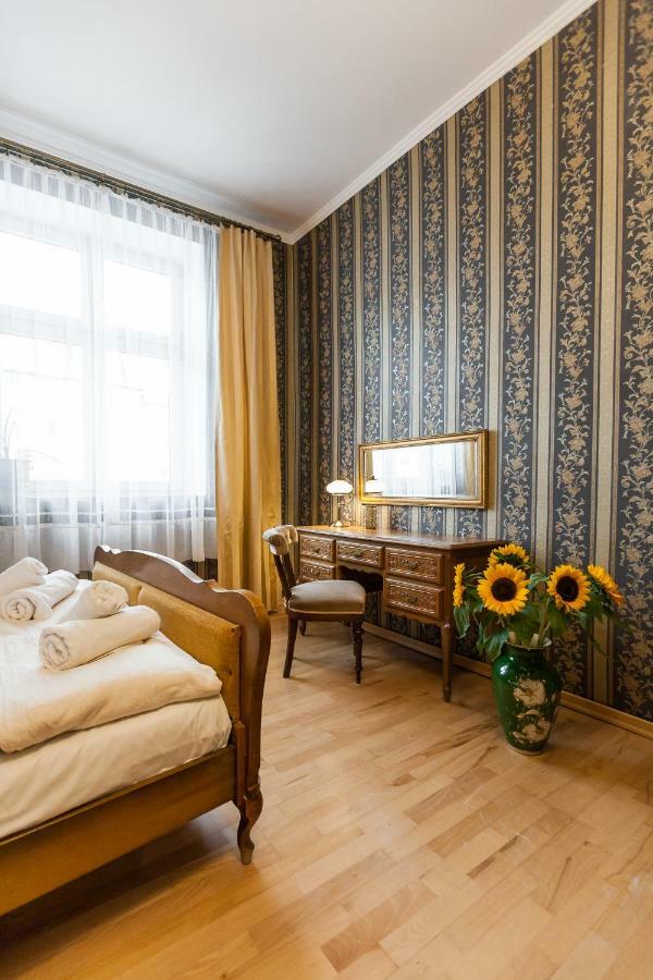 Vintage Senacka 5 Apartments Krakow Ngoại thất bức ảnh